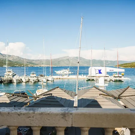 Denoble Korcula Town
